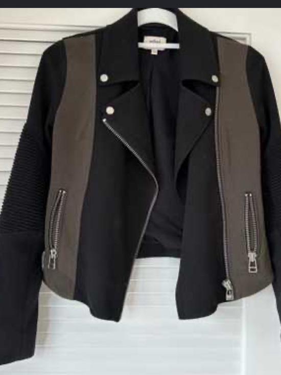 Wilfred Jackets & Blazers - Wilfred Two-Tone Moto Jacket in Black and Olive